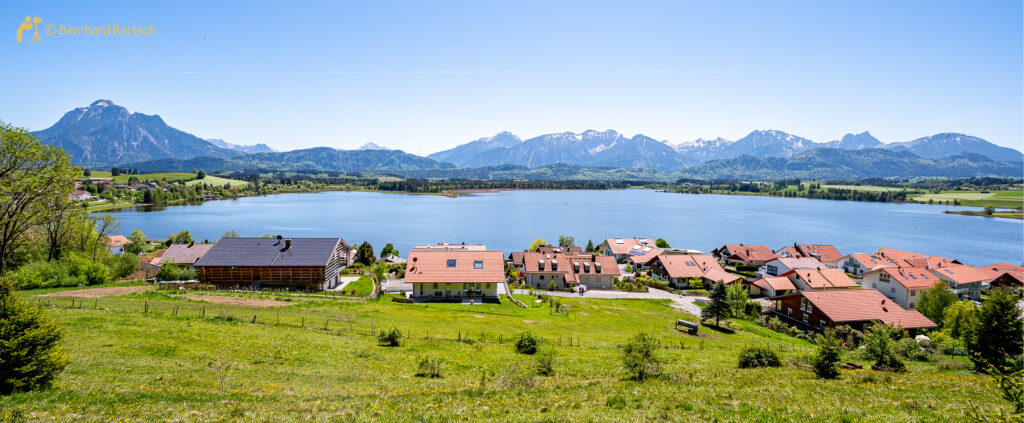 Das Hopfensee Panorama, im Allgäu Nähe Füssen, Foto vom Fotograf und Webdesigner Bernhard Bartsch